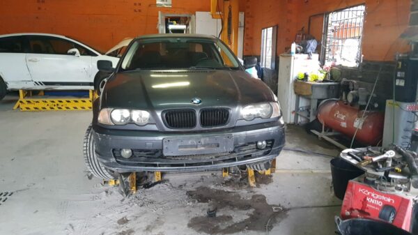 DESPIECE COMPLETO BMW 320 CI E46 - Imagen 4