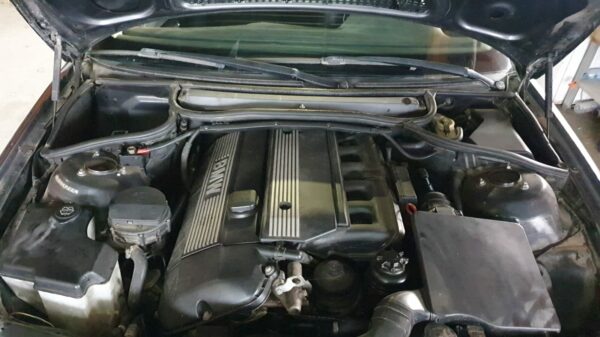 DESPIECE COMPLETO BMW 320 CI E46 - Imagen 2