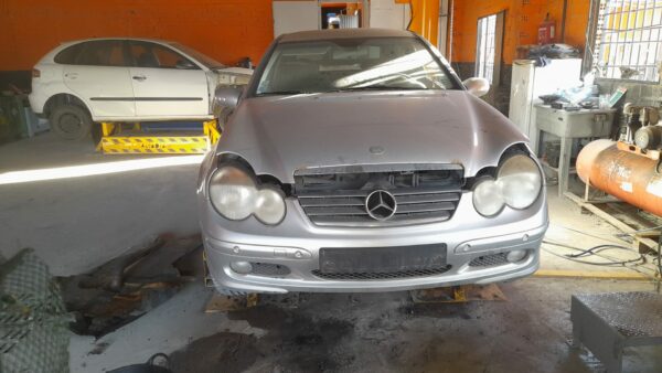 DESPIECE COMPLETO MERCEDES W203 - Imagen 2