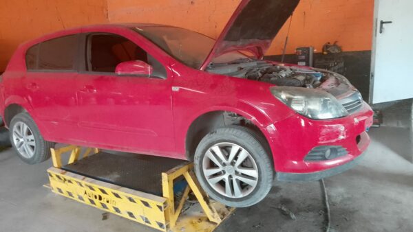 DESPIECE COMPLETO OPEL ASTRA H - Imagen 5